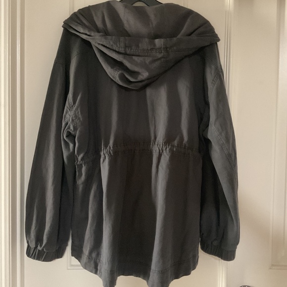 Splendid  Anorak Jacket - Picture 2 of 3